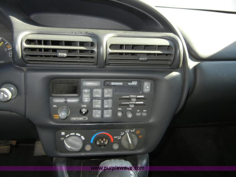 image for item D9504 1995 Pontiac Grand Prix SE