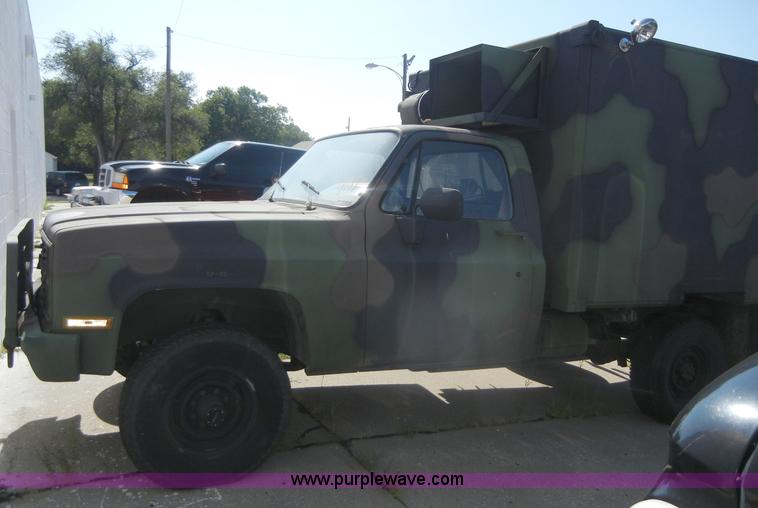 image for item D9506 1986 Chevrolet D30 Military Custom Deluxe truck