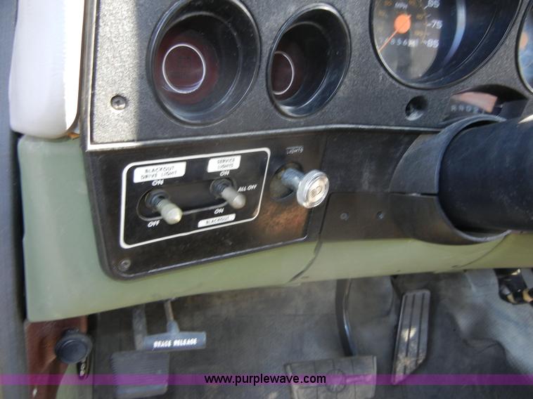 image for item D9506 1986 Chevrolet D30 Military Custom Deluxe truck