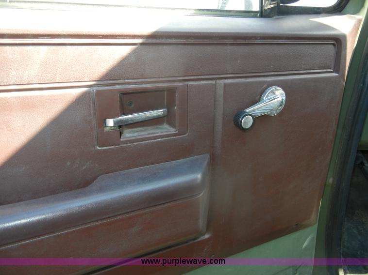 image for item D9506 1986 Chevrolet D30 Military Custom Deluxe truck