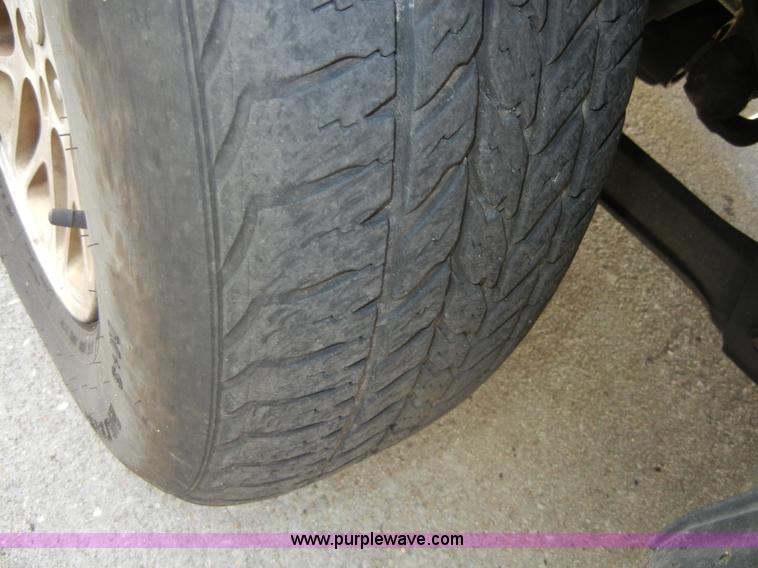 image for item D9507 1993 Jeep Grand Cherokee Limited SUV