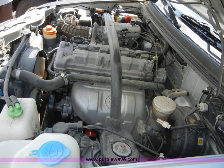 image for item D9509 2002 Suzuki Vitara JLS SUV