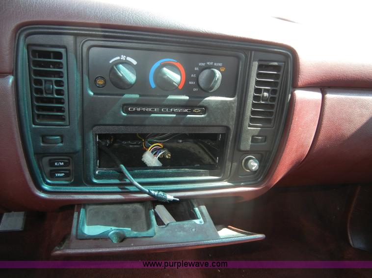 image for item D9510 1995 Chevrolet Caprice Classic