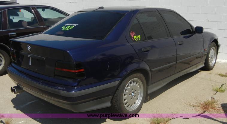 image for item D9511 1995 BMW 325i