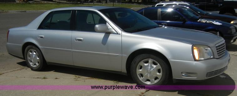 image for item D9512 2002 Cadillac DeVille