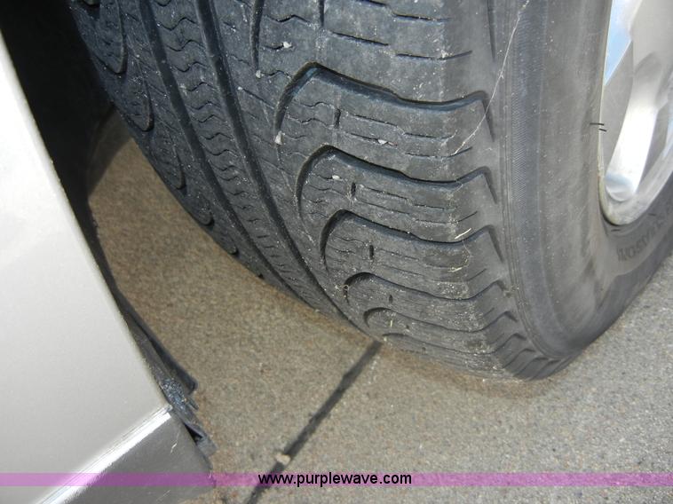 image for item D9512 2002 Cadillac DeVille