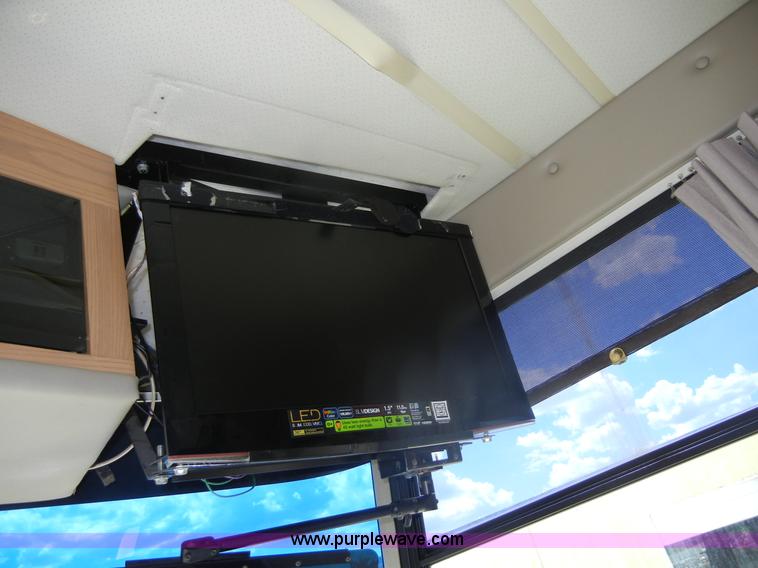 image for item D9513 1994 Spartan Vectra Winnebago motor home