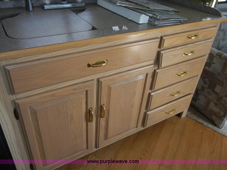 image for item D9513 1994 Spartan Vectra Winnebago motor home