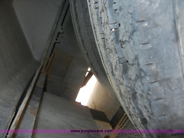 image for item D9513 1994 Spartan Vectra Winnebago motor home