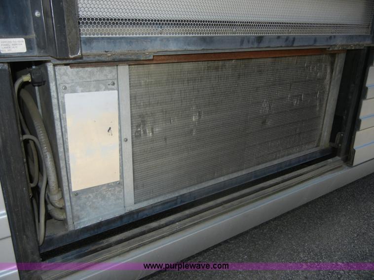 image for item D9513 1994 Spartan Vectra Winnebago motor home