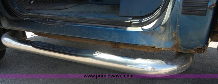 image for item D9641 1990 Chevrolet Silverado 1500 pickup truck