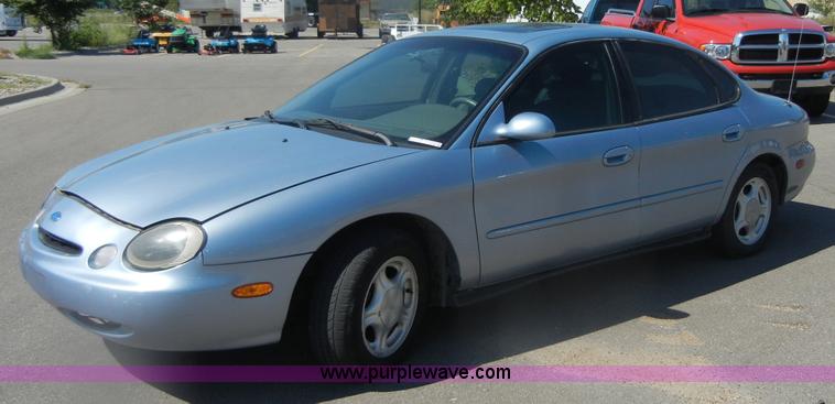 image for item D9708 1997 Ford Taurus GL