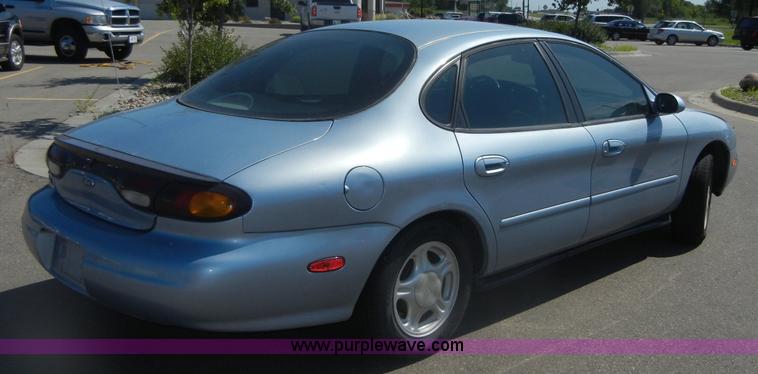 image for item D9708 1997 Ford Taurus GL