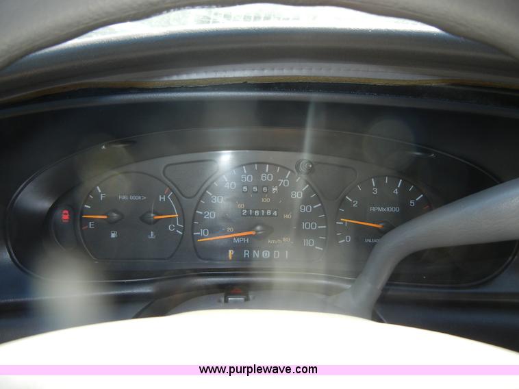 image for item D9708 1997 Ford Taurus GL