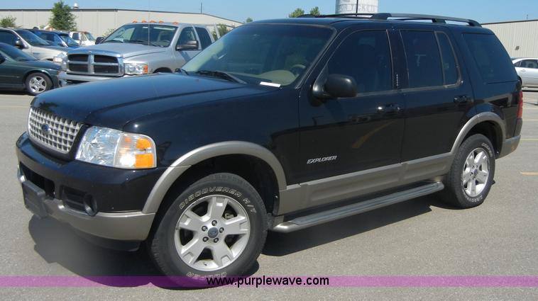 image for item D9709 2004 Ford Explorer Eddie Bauer SUV