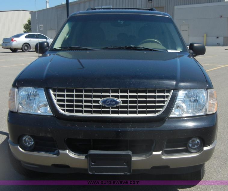 image for item D9709 2004 Ford Explorer Eddie Bauer SUV