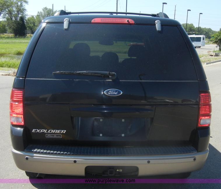 image for item D9709 2004 Ford Explorer Eddie Bauer SUV