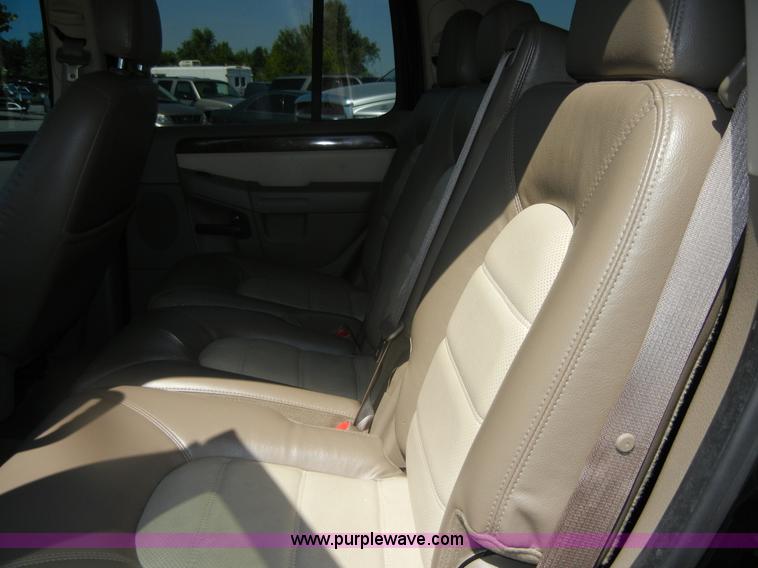 image for item D9709 2004 Ford Explorer Eddie Bauer SUV