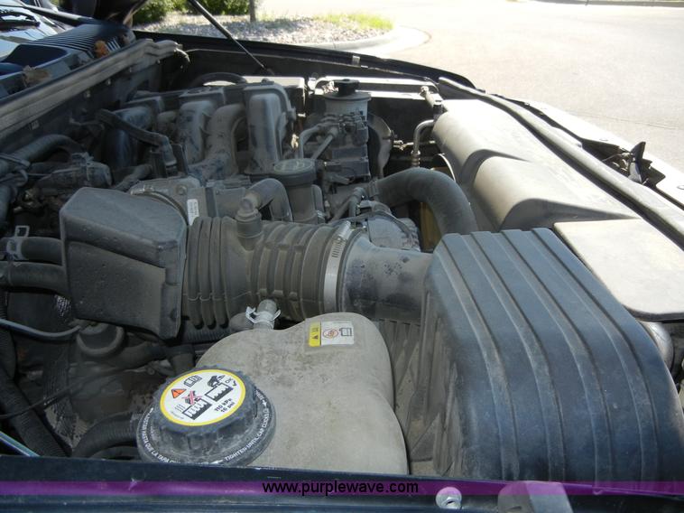 image for item D9709 2004 Ford Explorer Eddie Bauer SUV