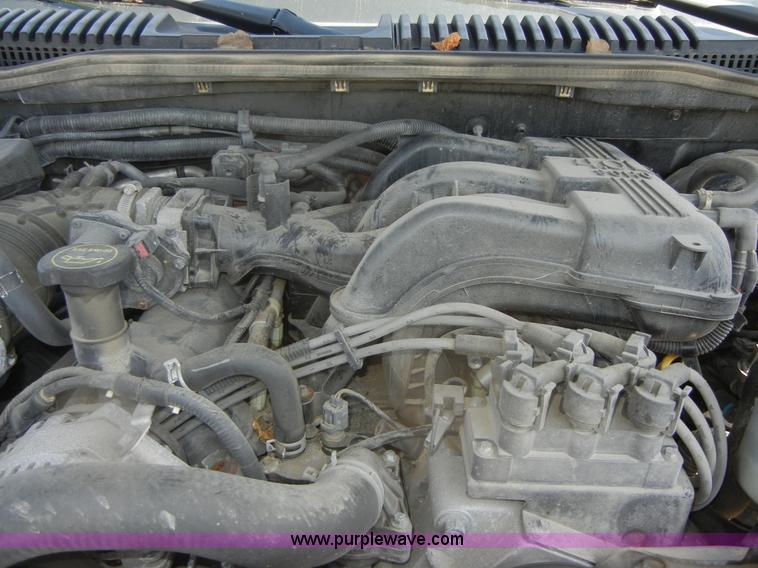 image for item D9709 2004 Ford Explorer Eddie Bauer SUV