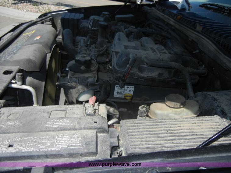 image for item D9709 2004 Ford Explorer Eddie Bauer SUV