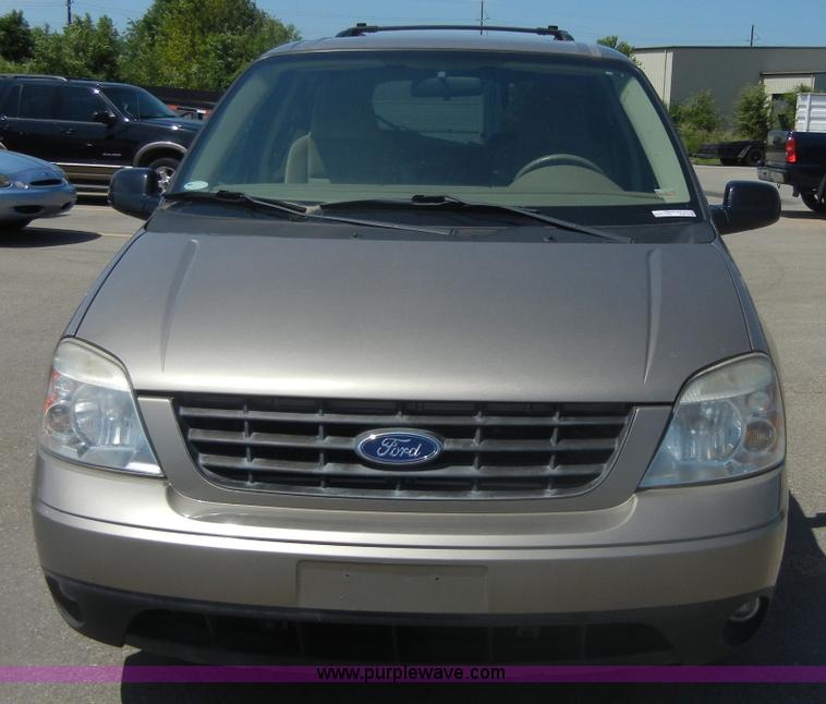 image for item D9710 2004 Ford Freestar SES van