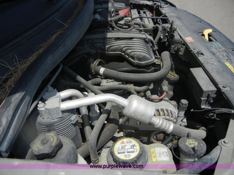 image for item D9710 2004 Ford Freestar SES van