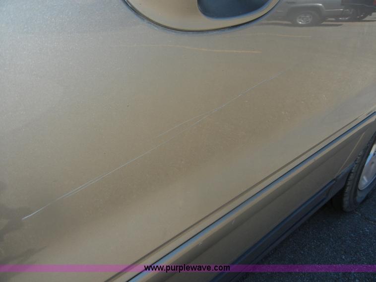 image for item D9710 2004 Ford Freestar SES van