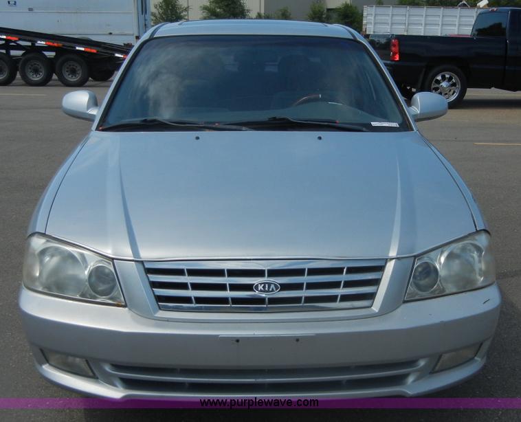 image for item D9712 2001 Kia Optima SE