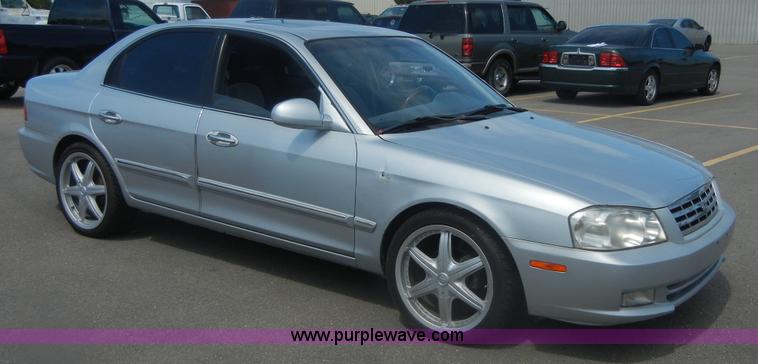 image for item D9712 2001 Kia Optima SE