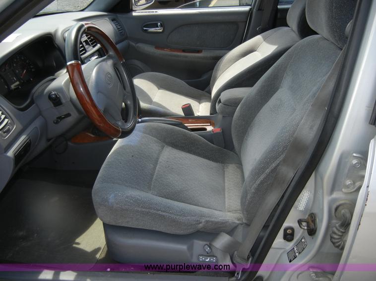 image for item D9712 2001 Kia Optima SE