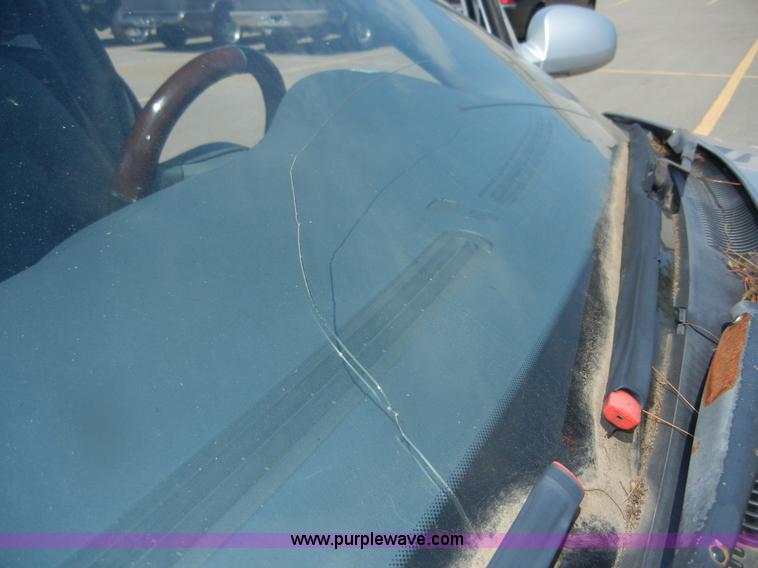 image for item D9712 2001 Kia Optima SE