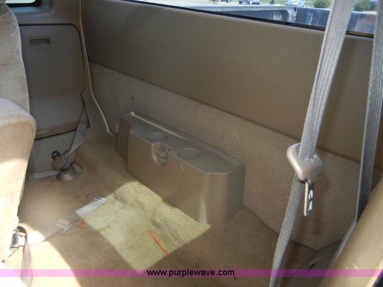 image for item D9713 1997 Chevrolet S10 LS extended cab pickup truck