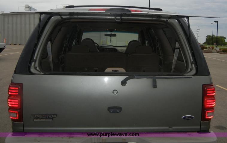 image for item D9714 1999 Ford Expedition Eddie Bauer SUV