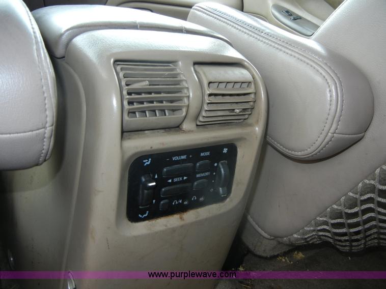 image for item D9714 1999 Ford Expedition Eddie Bauer SUV