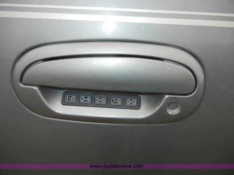 image for item D9714 1999 Ford Expedition Eddie Bauer SUV