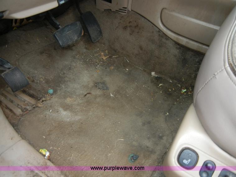 image for item D9714 1999 Ford Expedition Eddie Bauer SUV