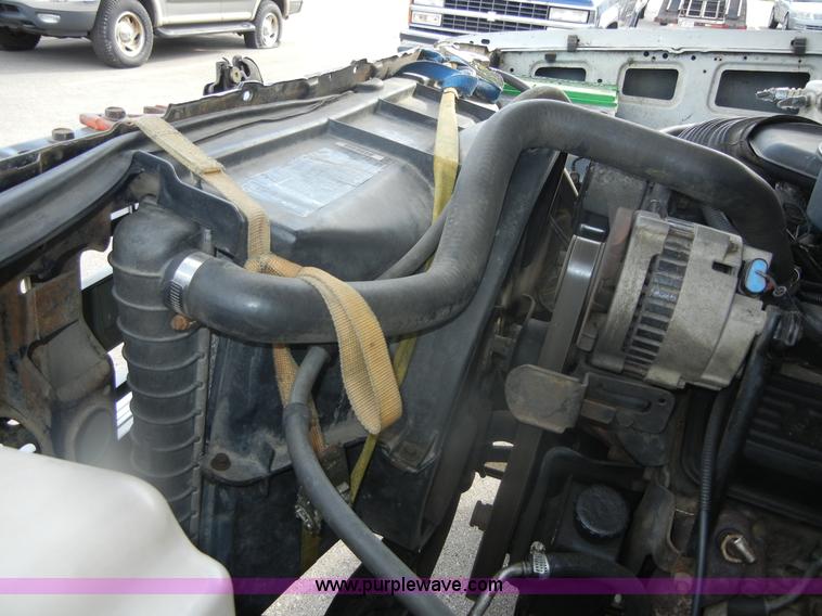 image for item D9716 1987 Chevrolet Silverado 10 pickup truck