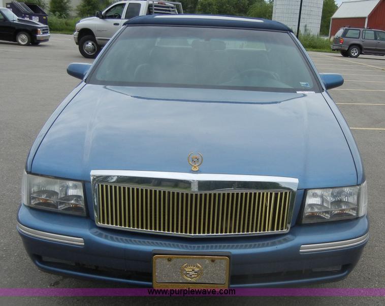 image for item D9718 1998 Cadillac DeVille
