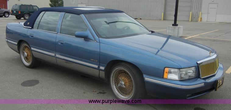 image for item D9718 1998 Cadillac DeVille