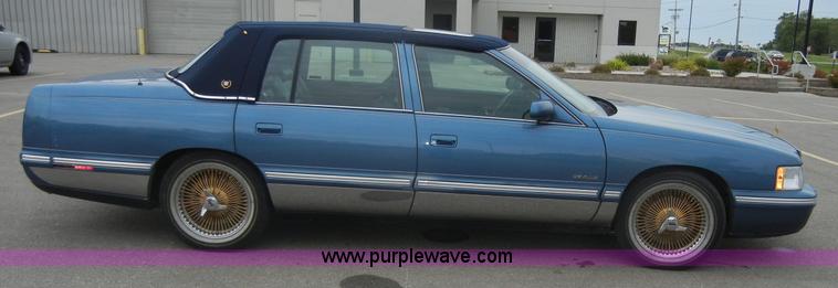 image for item D9718 1998 Cadillac DeVille