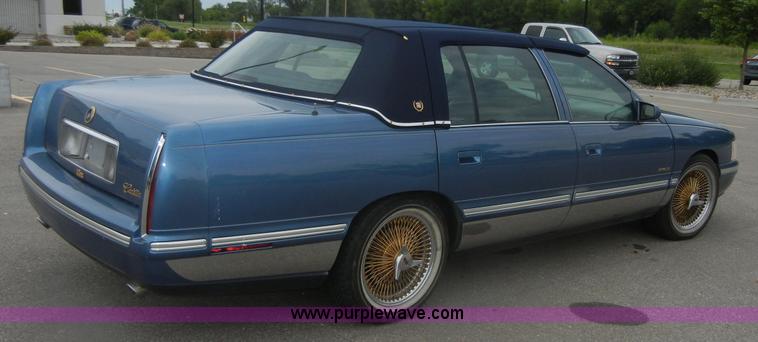 image for item D9718 1998 Cadillac DeVille