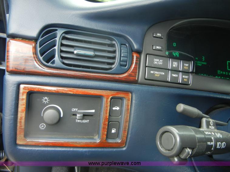 image for item D9718 1998 Cadillac DeVille