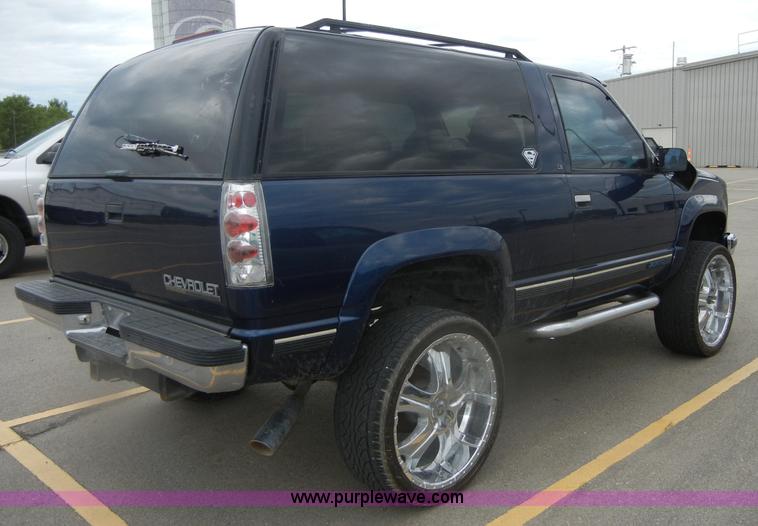 image for item D9722 1996 Chevrolet Tahoe Z71 Off Road SUV