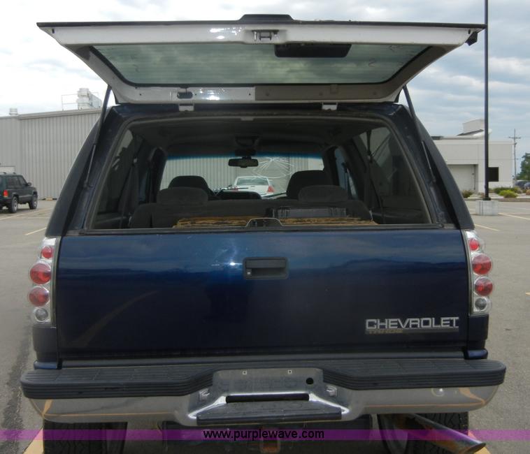 image for item D9722 1996 Chevrolet Tahoe Z71 Off Road SUV