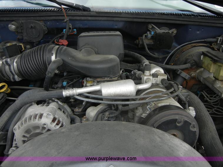 image for item D9722 1996 Chevrolet Tahoe Z71 Off Road SUV