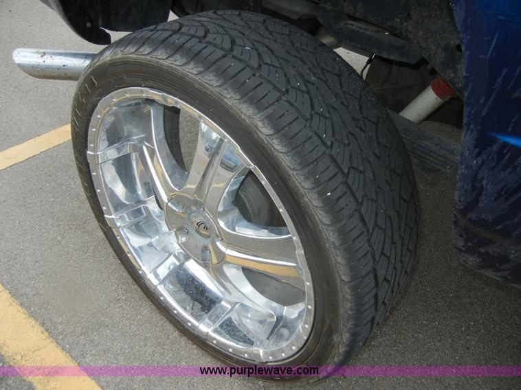 image for item D9722 1996 Chevrolet Tahoe Z71 Off Road SUV