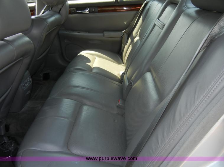 image for item D9793 2002 Cadillac Seville STS