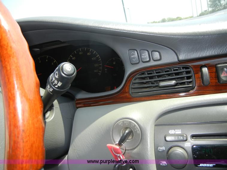 image for item D9793 2002 Cadillac Seville STS