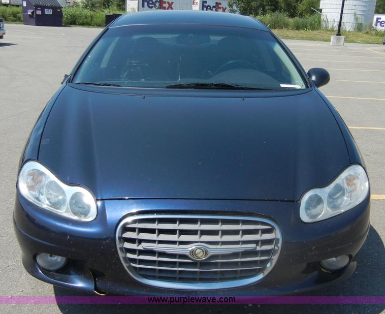 image for item D9794 2003 Chrysler Concorde LXi